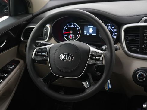 Used 2019 Kia Sorento AWD V6 image 15