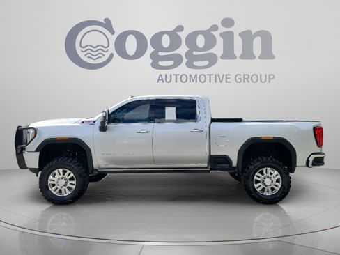 Used 2021 GMC Sierra 2500 Denali w/ Denali Ultimate Package AWD/4WD image 2