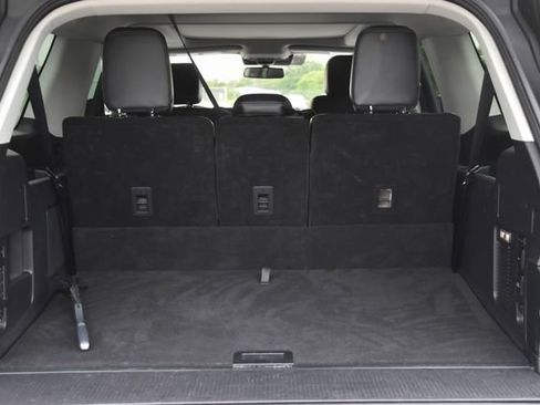 Used 2025 Ford Expedition Max Platinum AWD/4WD image 24