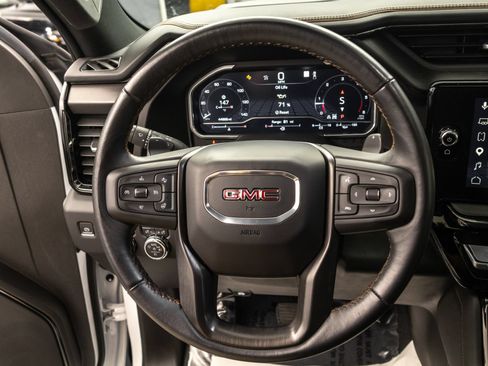 Used 2023 GMC Sierra 1500 AT4 w/ AT4 Premium Package AWD/4WD image 24