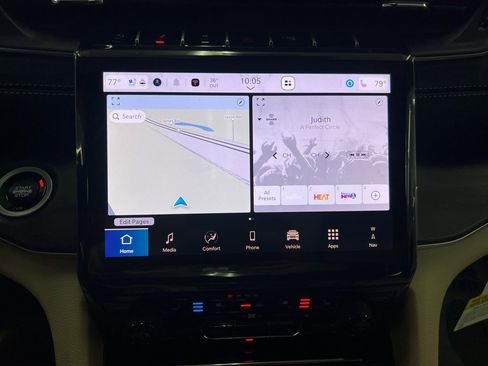 New 2025 Jeep Grand Cherokee Limited image 15