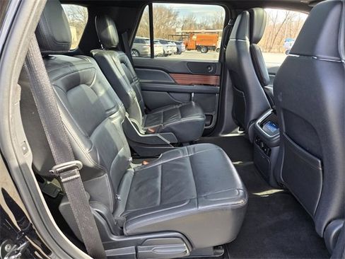 Certified 2024 Lincoln Navigator Reserve image 17