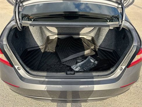 Used 2022 Honda Accord LX image 24