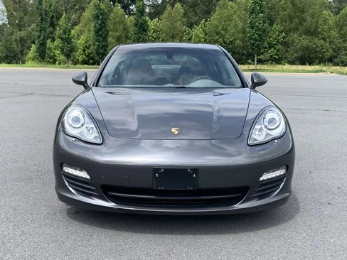 Used 2013 Porsche Panamera image 2