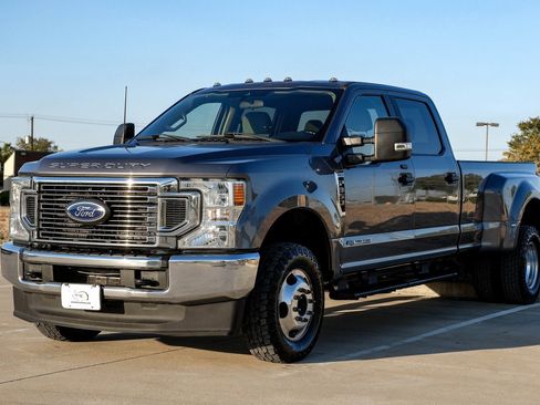 Used 2022 Ford F350 XL w/ STX Appearance Package image 7