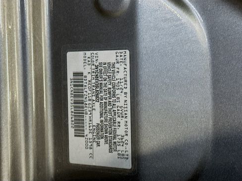 Used 2025 Nissan Versa SV FWD image 12