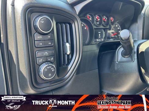 Used 2020 Chevrolet Silverado 1500 Custom Trail Boss w/ Custom Convenience Package image 16