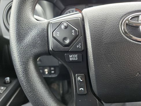 Used 2023 Toyota Tacoma SR image 18