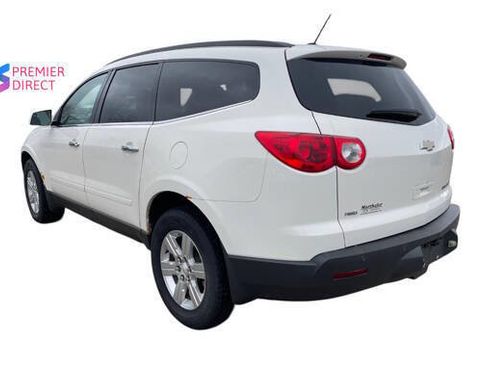 Used 2012 Chevrolet Traverse LT image 3