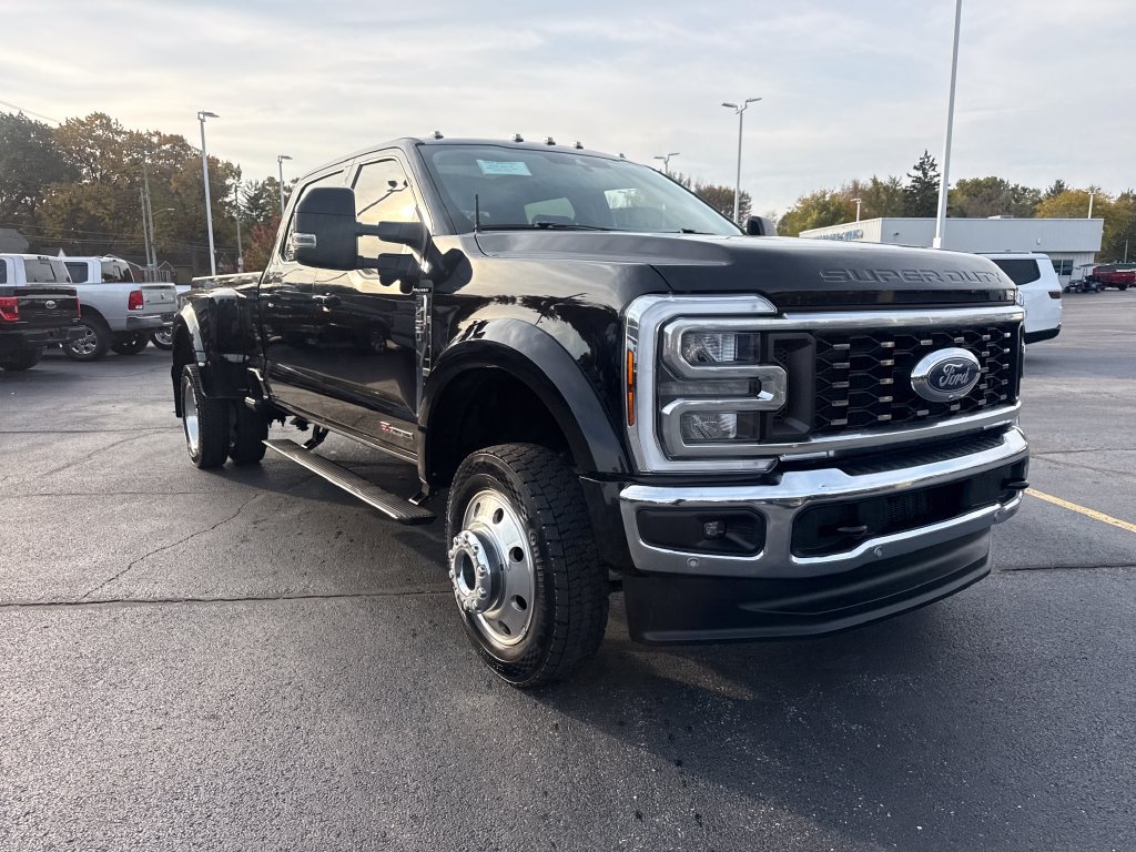 Used 2025 Ford F450 Lariat w/ Lariat Ultimate Package AWD/4WD image 4