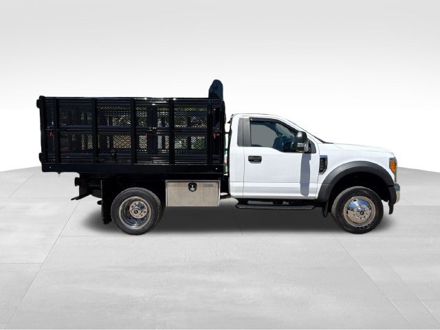 Used 2017 Ford F550 4x4 Regular Cab Super Duty w/ Power Equipment Group image 2