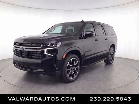 Used 2022 Chevrolet Suburban RST w/ Luxury Package image 1