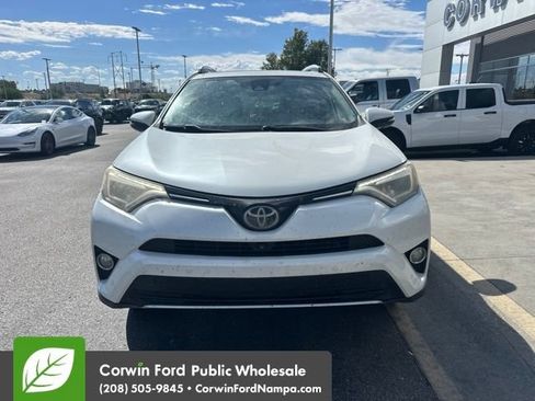 Used 2016 Toyota RAV4 Limited w/ Advanced Technology Package FWD image 2