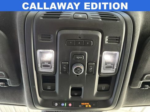 Used 2022 Cadillac Escalade Sport Platinum w/ LPO, ONYX Package AWD/4WD image 23