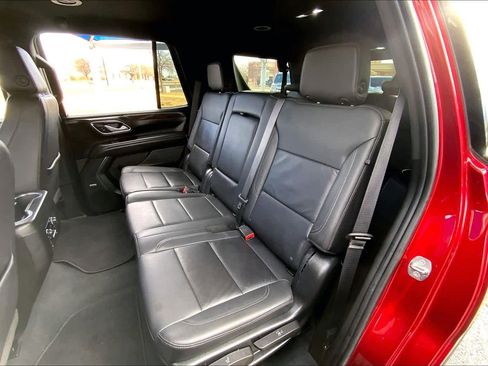 Used 2022 Chevrolet Tahoe LT w/ Luxury Package image 20
