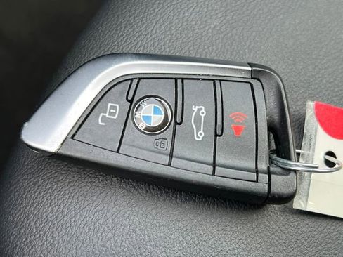 Used 2025 BMW 330i xDrive Sedan image 26