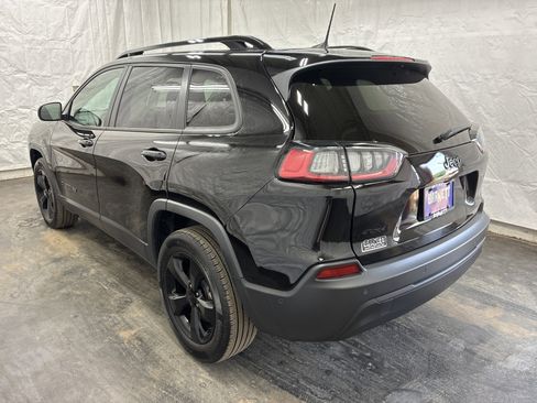 Certified 2023 Jeep Cherokee Altitude Lux AWD/4WD image 6