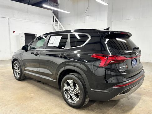 Certified 2023 Hyundai Santa Fe SE FWD image 5