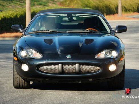 Used 2003 Jaguar XK8 Convertible image 7