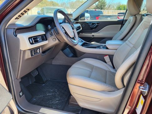 Used 2022 Lincoln Aviator Reserve w/ Equipment Group 201A image 18