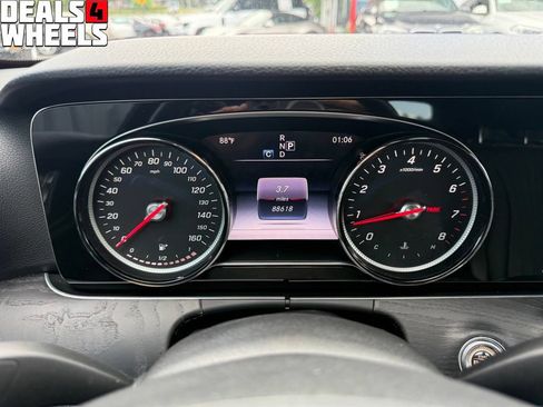 Used 2017 Mercedes-Benz E 300 w/ Premium 1 Package image 38