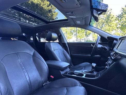 Used 2016 Kia Optima EX w/ Premium Package image 18