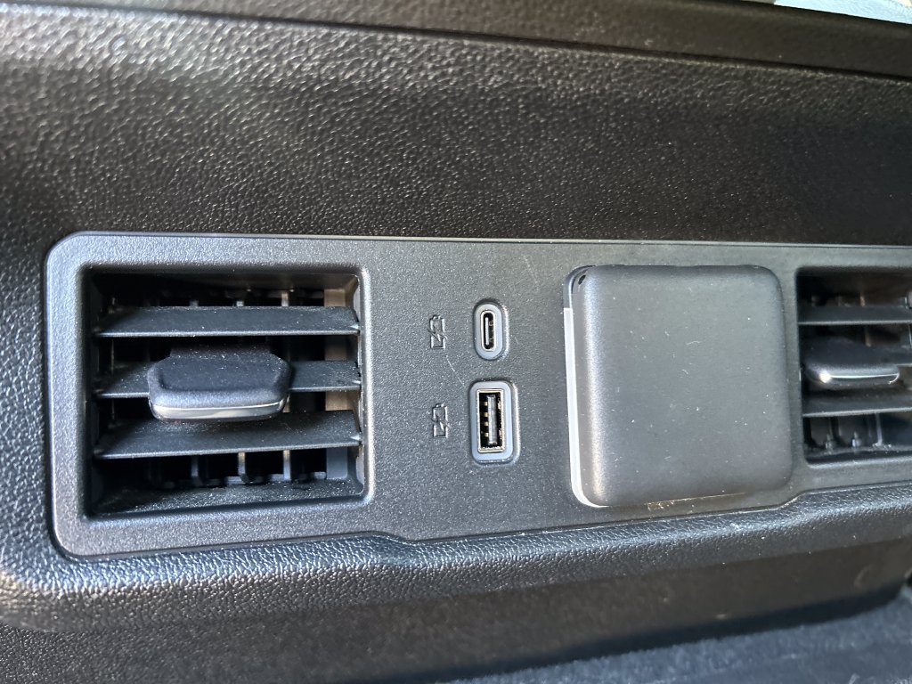 Used 2024 Chevrolet Silverado 1500 RST AWD/4WD image 15