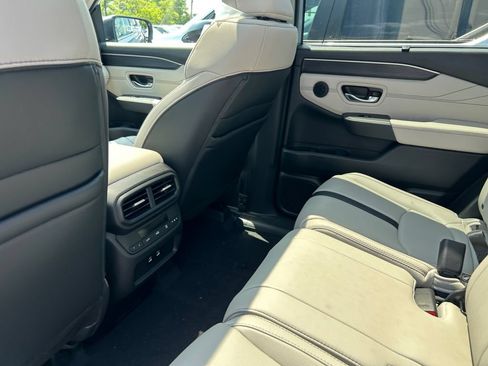 New 2026 Honda Pilot Touring image 18