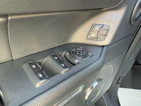 Used 2022 Ford Expedition Limited image 10