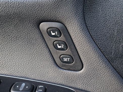 Used 2016 Toyota Avalon XLE Premium image 15