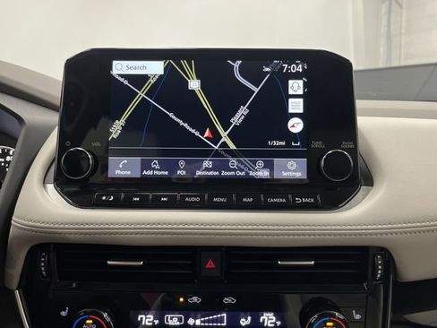 Used 2023 Nissan Rogue SL w/ SL Premium Package image 10