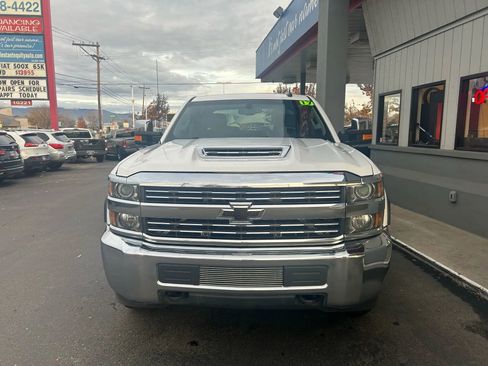 Used 2017 Chevrolet Silverado 2500 LT image 25