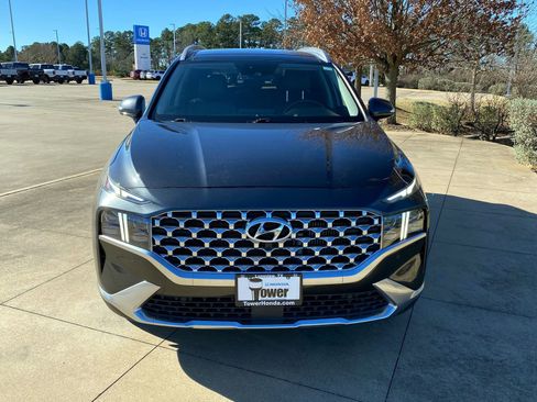 Used 2022 Hyundai Santa Fe Limited w/ Cargo Package image 2