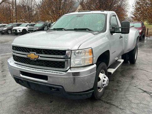 Used 2012 Chevrolet Silverado 3500 W/T w/ Snow Plow Prep Package image 5