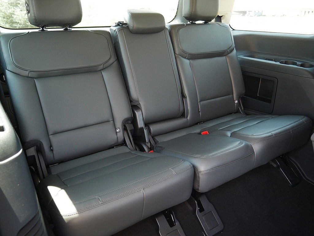 New 2027 Ford Expedition Active AWD/4WD image 32
