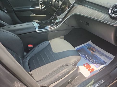 Used 2025 Mercedes-Benz C 300 Sedan image 12