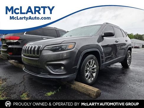 Used 2019 Jeep Cherokee Latitude Plus FWD image 1