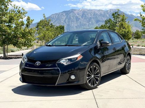 Used 2015 Toyota Corolla S FWD image 1