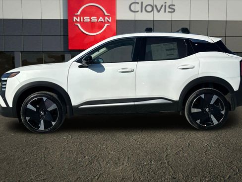 New 2026 Nissan Kicks SR image 6