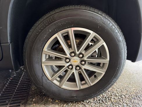 Certified 2023 Chevrolet Traverse LT image 10