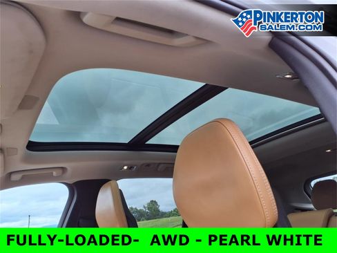 Used 2016 Volvo XC90 T8 Momentum image 12