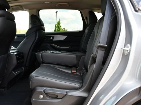Used 2023 Acura MDX FWD image 22