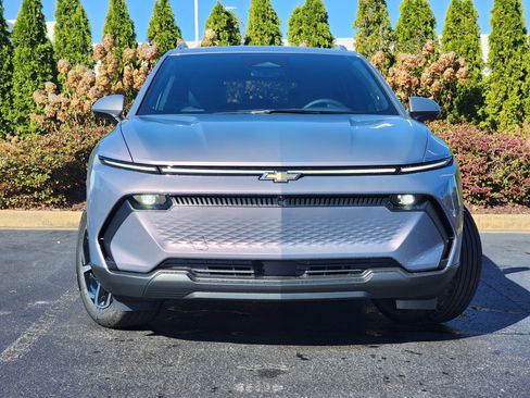 New 2026 Chevrolet Equinox EV LT image 5