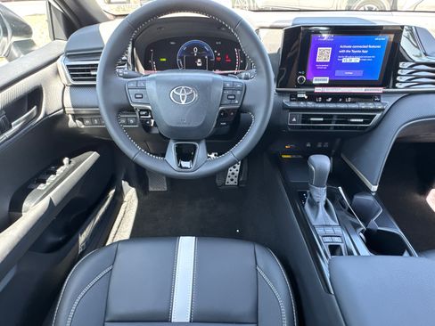 New 2026 Toyota Camry SE FWD image 21