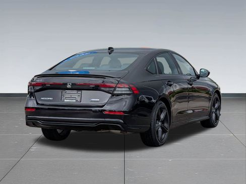 Used 2023 Honda Accord Sport image 5