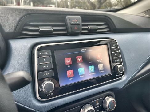 Used 2025 Nissan Versa SV image 13