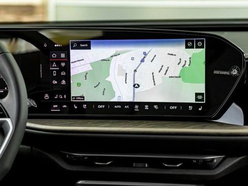 New 2025 Audi Q5 Premium Plus image 17