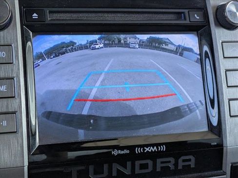 Used 2018 Toyota Tundra SR5 w/ SR5 Upgrade Package image 10