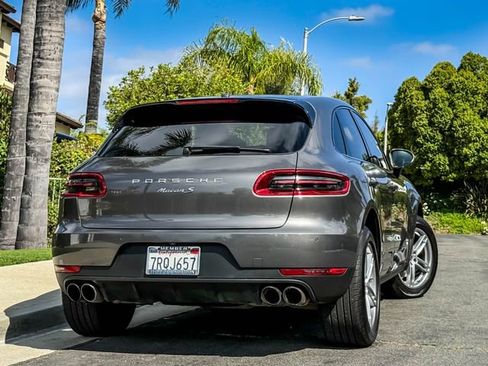 Used 2016 Porsche Macan S AWD/4WD image 18