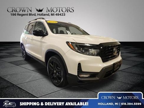 Used 2025 Honda Passport Black Edition image 1